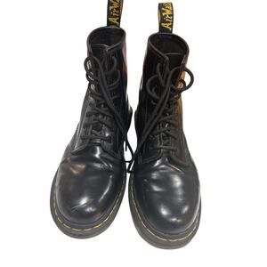 DOC DR. Martens 1460 BLACK LEATHER BOOTS SIZE 8 women’s GUC